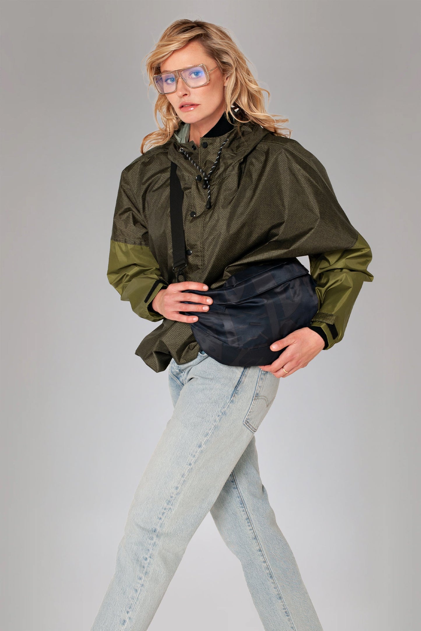 Back to Black - Crossbody Bag